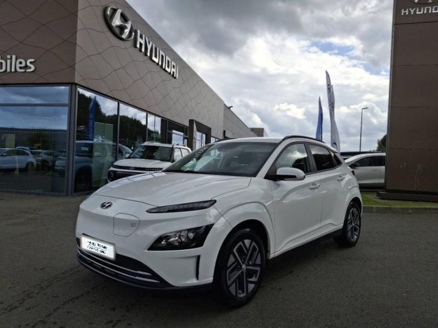 56000 : Hyundai Vannes - Park Lann Automobiles - HYUNDAI Kona - Kona - Serenity White Métal - Traction - Electrique