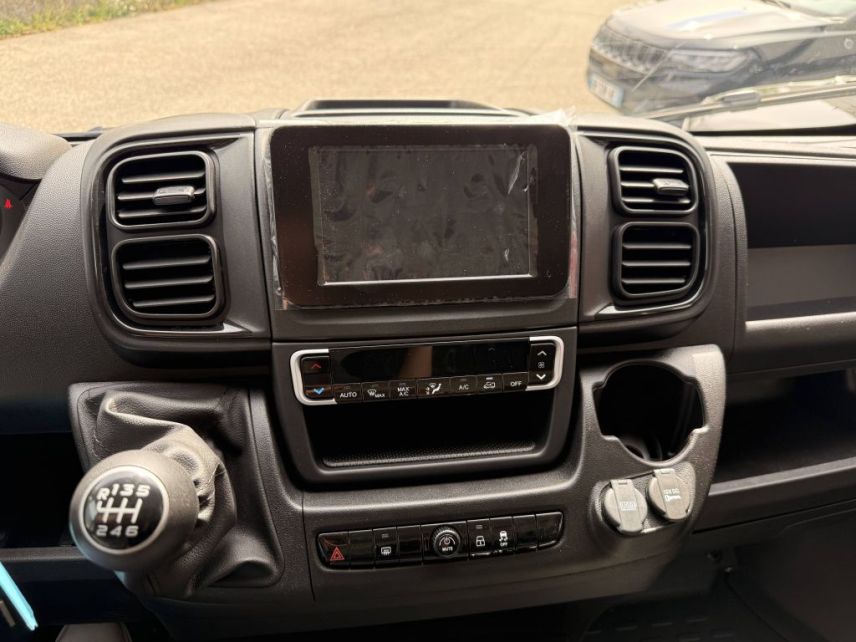 75010 : Hyundai Paris Nord - Goncourt Automobiles - FIAT DUCATO FOURGON PACK PRO LOUNGE CONNECT - DUCATO IV - Blanc - Boîte manuelle - Diesel