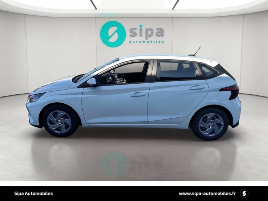 75010 : Hyundai Paris Nord - Goncourt Automobiles - HYUNDAI i20 Initia - i20 III - BLANC - Boîte manuelle - Essence sans plomb