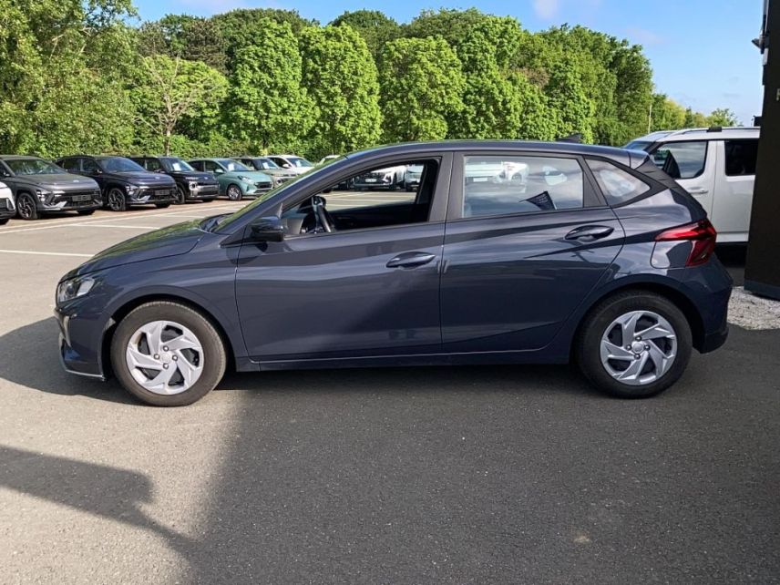 75010 : Hyundai Paris Nord - Goncourt Automobiles - HYUNDAI i20 Initia - i20 III - Gris - Boîte manuelle - Essence sans plomb