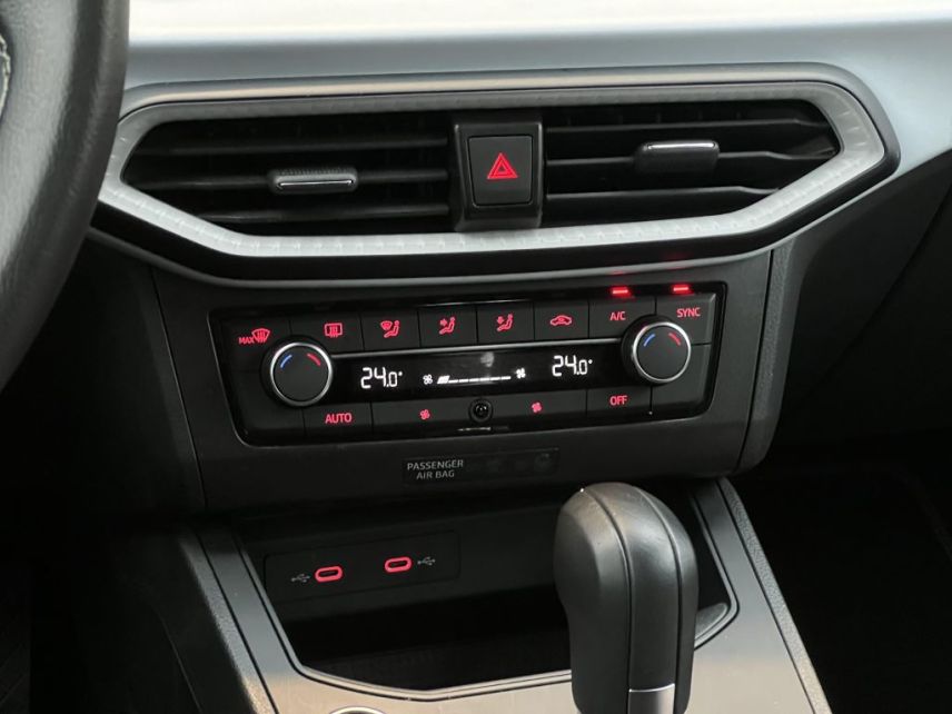 75010 : Hyundai Paris Nord - Goncourt Automobiles - SEAT IBIZA Business - IBIZA V - Gris - Automate sequentiel - Essence sans plomb