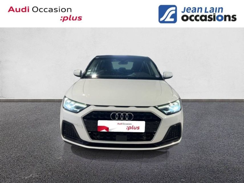 75010 : Hyundai Paris Nord - Goncourt Automobiles - AUDI A1 SPORTBACK Design Luxe - A1 II - BLANC GLACIER / CONTRASTE GRIS MANHATTAN - Automate sequentiel - Essence sans plomb