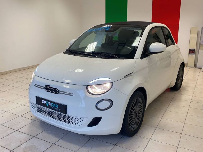 75010 : Hyundai Paris Nord - Goncourt Automobiles - FIAT 500C NOUVELLE Icône - 500 III - Bossanova White - Automate à fonct. Continu - Courant électrique