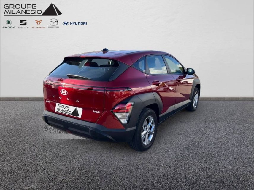 75010 : Hyundai Paris Nord - Goncourt Automobiles - HYUNDAI KONA Intuitive - KONA (02/2023) - ULTIMATE RED - Automate sequentiel - Essence / Courant électrique