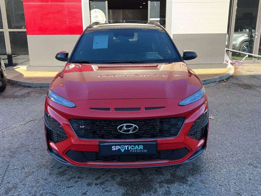 75010 : Hyundai Paris Nord - Goncourt Automobiles - HYUNDAI KONA N Line Executive - KONA - IGNITE RED/PHANTOM BLACK - Boîte manuelle - Essence sans plomb
