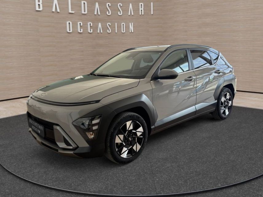 75010 : Hyundai Paris Nord - Goncourt Automobiles - HYUNDAI KONA Creative - KONA II - CYBER GREY - Automate sequentiel - Essence / Courant électrique