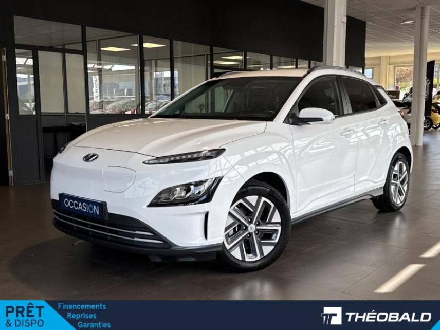54520 : Hyundai Nancy - Théobald Automobiles - HYUNDAI Kona - Kona - Serenity White Métal - Traction - Electrique