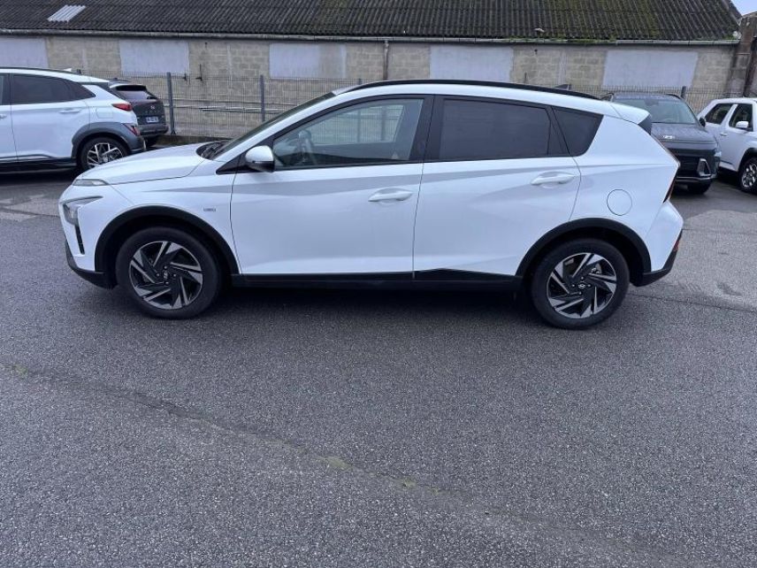 29200 : Hyundai Brest - Iroise Automobiles - HYUNDAI Bayon - Bayon - Atlas White Métal - Traction - Essence