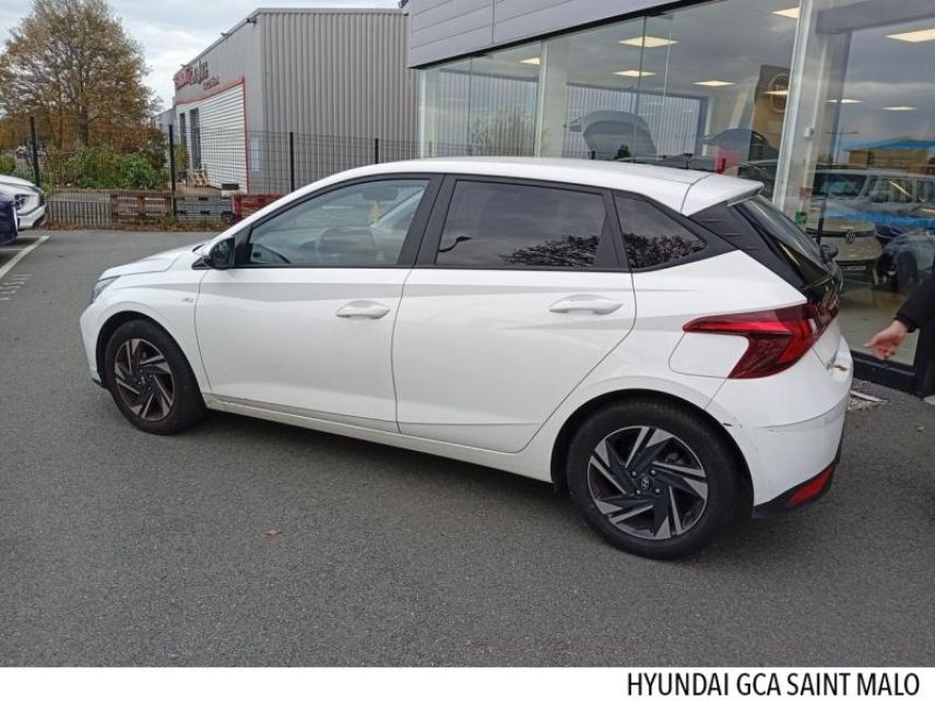 35400 : Hyundai Saint-Malo - GCA - HYUNDAI i20 - i20 - Polar White - Traction - Essence/Micro-Hybride