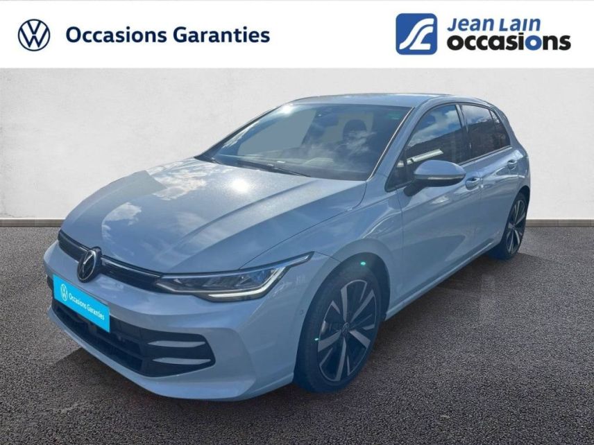 75010 : Hyundai Paris Nord - Goncourt Automobiles - VOLKSWAGEN GOLF VW Edition - GOLF VIII - BLEU GLACIER - Automate sequentiel - Essence sans plomb