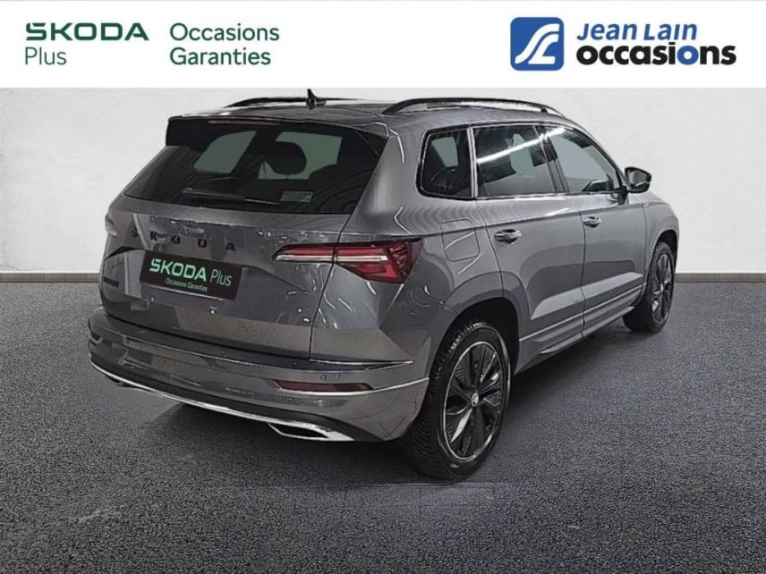 75010 : Hyundai Paris Nord - Goncourt Automobiles - SKODA KAROQ Sportline - KAROQ - GRIS GRAPHITE - Automate sequentiel - Essence sans plomb