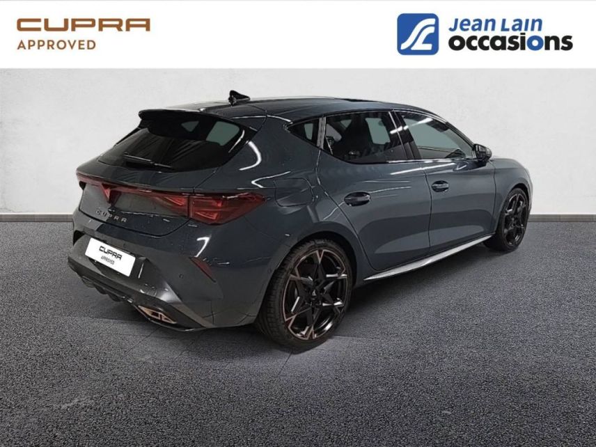 75010 : Hyundai Paris Nord - Goncourt Automobiles - CUPRA LEON VZ - LEON - Bleu Fjord - Automate sequentiel - Essence / Courant électrique