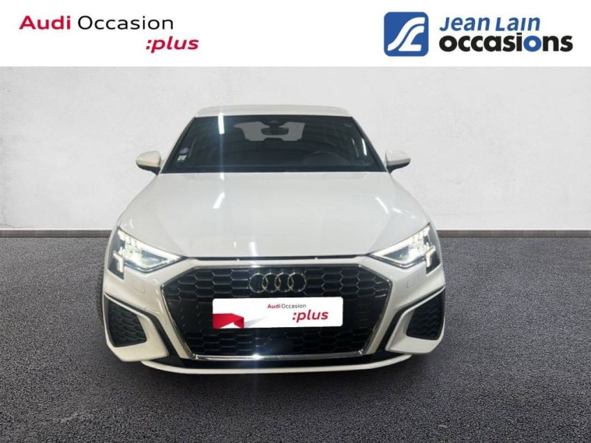 75010 : Hyundai Paris Nord - Goncourt Automobiles - AUDI A3 SPORTBACK S Line - A3/S3/RS3 IV - BLANC IBIS - Automate sequentiel - Essence / Courant électrique