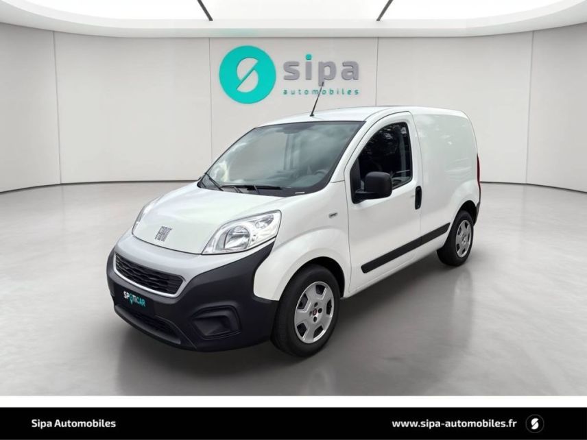 75010 : Hyundai Paris Nord - Goncourt Automobiles - FIAT FIORINO PRO LOUNGE - FIORINO - BLANC - Boîte manuelle - Diesel