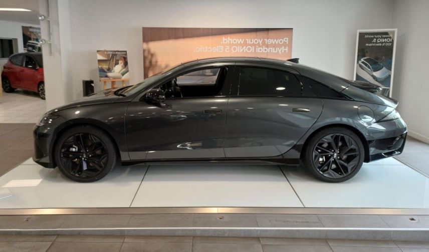 75010 : Hyundai Paris Nord - Goncourt Automobiles - HYUNDAI IONIQ 6 First Edition - IONIQ 6 - BLACK - Automate à fonct. Continu - Courant électrique