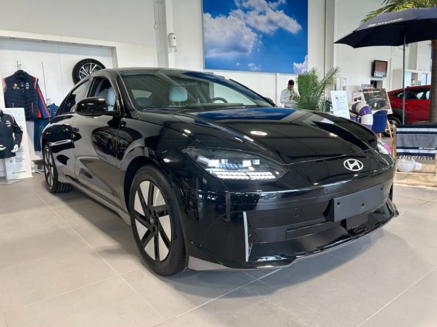 14112 : Hyundai Caen - Trajectoire Automobiles - HYUNDAI Ioniq 6 - Ioniq 6 - Abyss Black métal - Propulsion - Electrique