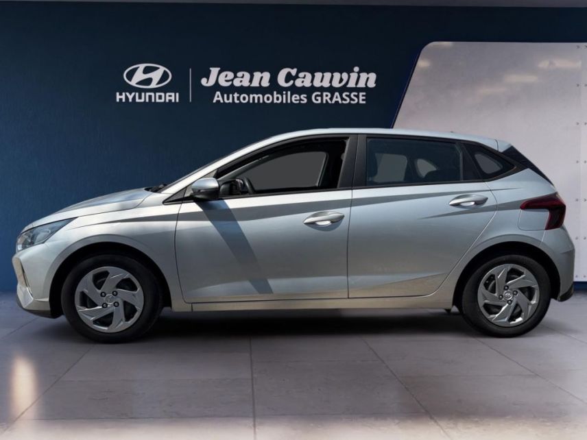 06130 : Hyundai Grasse - Garage Jean Cauvin - HYUNDAI i20 Initia - i20 III - Gris - Boîte manuelle - Essence sans plomb