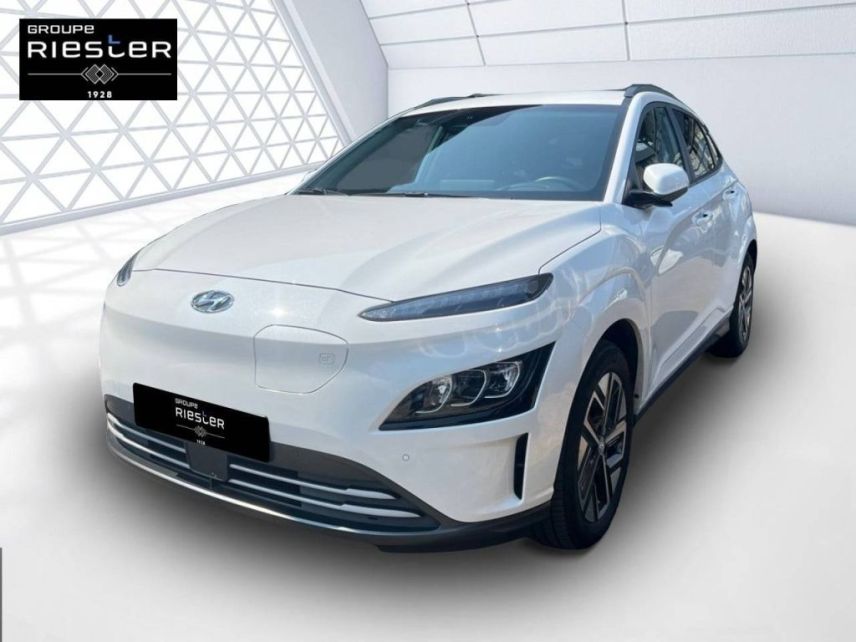 77100 : Hyundai Meaux - Protea by Riester - HYUNDAI KONA ELECTRIC Executive - KONA ELECTRIQUE - BLANC - Automate à fonct. Continu - Courant électrique