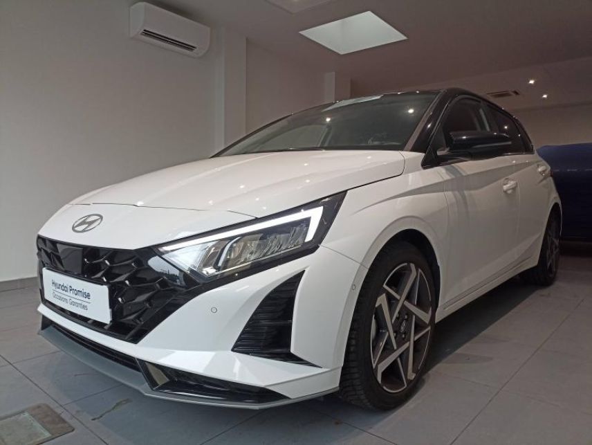 78180 : Hyundai Montigny-le-Bretonneux - Courtois Automobiles - HYUNDAI i20 - i20 - Atlas White/Toit+rétros Black - Traction - Essence