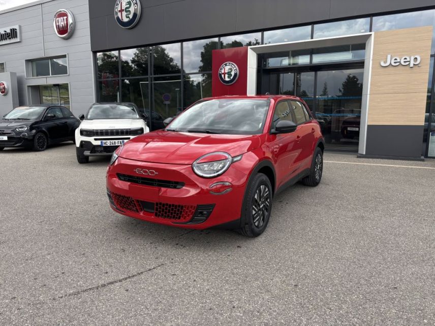 75010 : Hyundai Paris Nord - Goncourt Automobiles - FIAT 600  - 600 - Rouge - Boîte automatique - Essence sans plomb