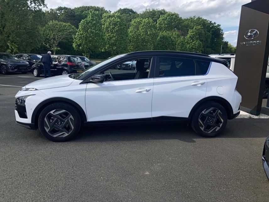 75010 : Hyundai Paris Nord - Goncourt Automobiles - HYUNDAI BAYON Executive - BAYON - Blanc - Automate sequentiel - Essence sans plomb