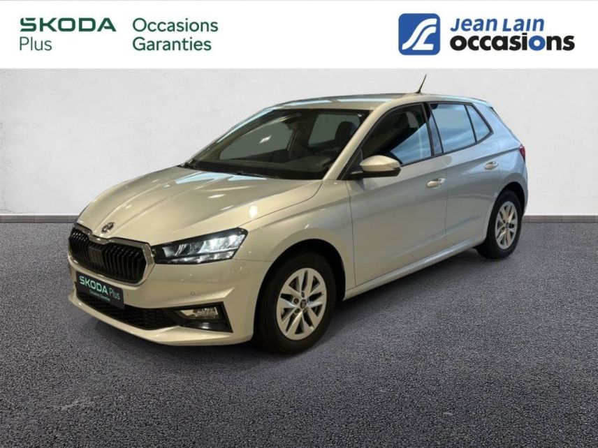 75010 : Hyundai Paris Nord - Goncourt Automobiles - SKODA FABIA Selection - FABIA IV - GRIS ARGENT - Boîte manuelle - Essence sans plomb