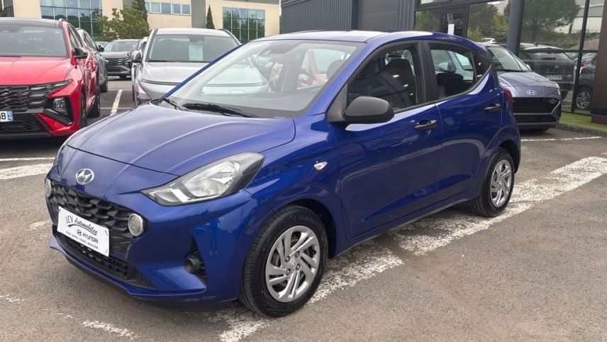 75010 : Hyundai Paris Nord - Goncourt Automobiles - HYUNDAI i10 Initia - i10 III - Bleu - Boîte manuelle - Essence sans plomb
