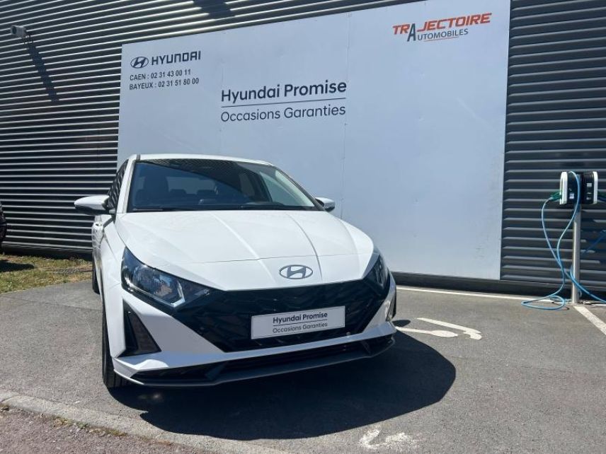 14112 : Hyundai Caen - Trajectoire Automobiles - HYUNDAI i20 - i20 - Atlas White - Traction - Essence