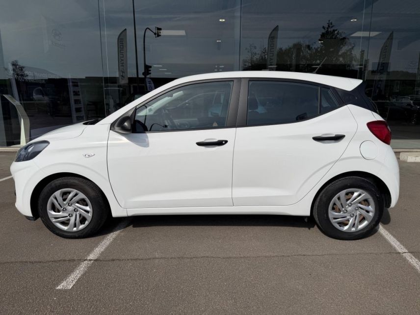 75010 : Hyundai Paris Nord - Goncourt Automobiles - HYUNDAI i10 Initia - i10 III - Blanc - Boîte manuelle - Essence sans plomb