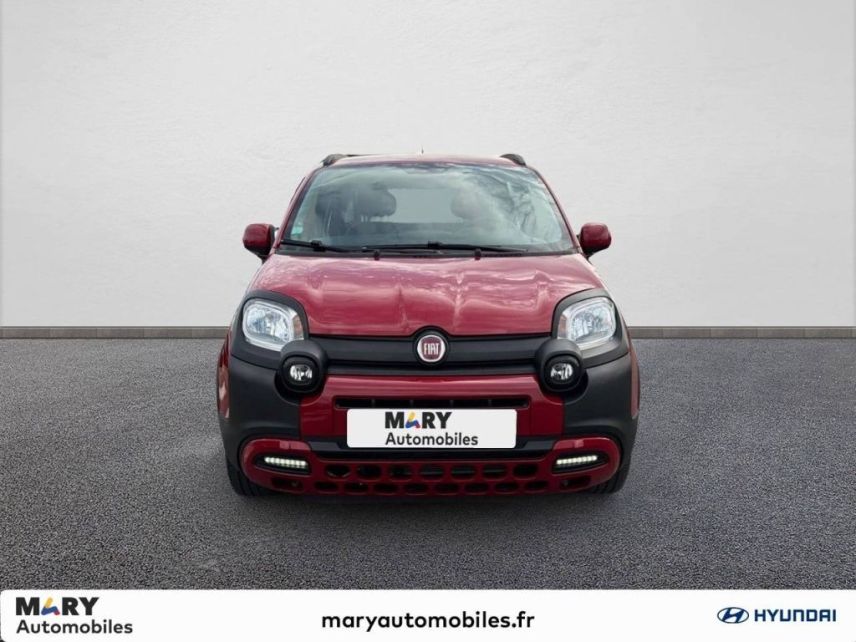 75010 : Hyundai Paris Nord - Goncourt Automobiles - FIAT PANDA (RED) - PANDA III - Rouge - Boîte manuelle - Essence sans plomb