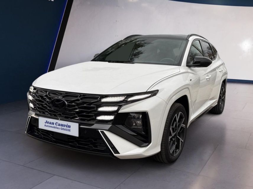 75010 : Hyundai Paris Nord - Goncourt Automobiles - HYUNDAI TUCSON N Line Creative - TUCSON IV - Blanc - Boîte automatique - Essence / Courant électrique