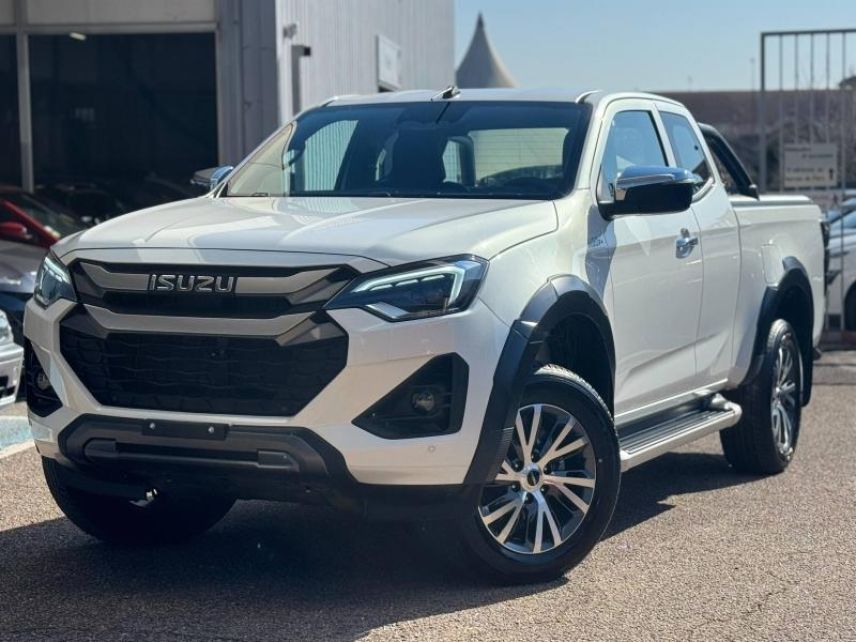 54520 : Hyundai Nancy - Théobald Automobiles - ISUZU D-Max - D-Max - Dolomite White Pearl métal - Transmission intégrale enclenc - Diesel