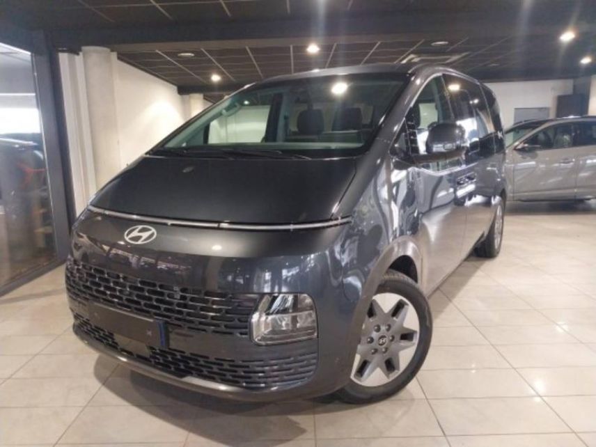 54520 : Hyundai Nancy - Théobald Automobiles - HYUNDAI Staria - Staria - Graphite Gray Metal - Traction - Hybride : Essence/Electrique