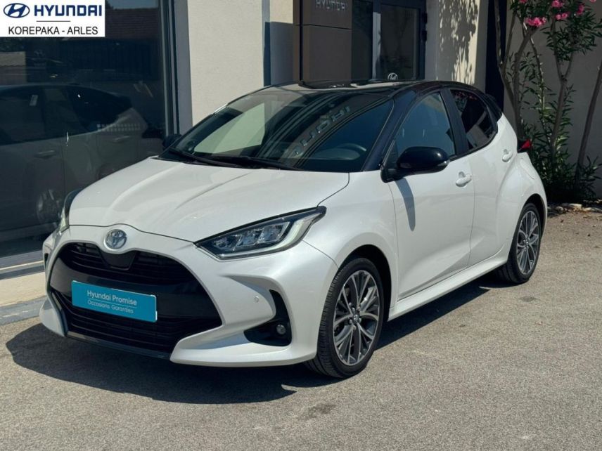 13200 : HYUNDAI Arles - Lexa Automobile - TOYOTA YARIS HYBRIDE Collection - YARIS IV - Blanc - Automate à fonct. Continu - Essence / Courant électrique