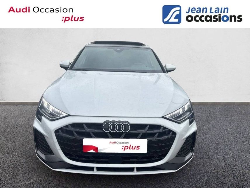 75010 : Hyundai Paris Nord - Goncourt Automobiles - AUDI A3 SPORTBACK S line - A3/S3/RS3 IV - BLANC GLACIER METALLISE - Automate sequentiel - Diesel