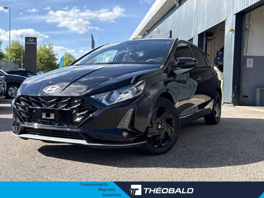 54520 : Hyundai Nancy - Théobald Automobiles - HYUNDAI i20 - i20 - Phantom Black Métal - Traction - Essence
