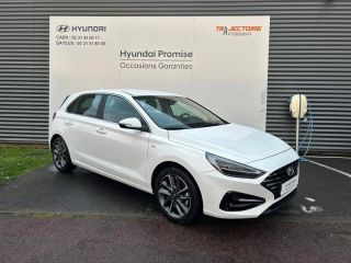 14112 : Hyundai Caen - Trajectoire Automobiles - HYUNDAI i30 - i30 - Serenity White Métal - Traction - Essence/Micro-Hybride