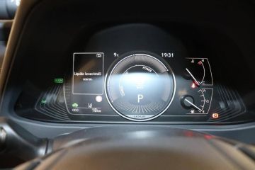 75010 : Hyundai Paris Nord - Goncourt Automobiles - LEXUS UX  - UX - GRIS - Automate à fonct. Continu - Essence / Courant électrique