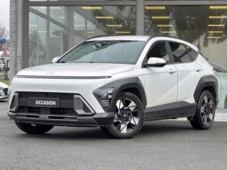 57200 : Hyundai Sarreguemines - Theobald Automobiles - HYUNDAI Kona - Kona - Atlas White - Traction - Hybride : Essence/Electrique
