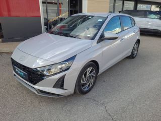 75010 : Hyundai Paris Nord - Goncourt Automobiles - HYUNDAI i20 Intuitive - i20 III - GRIS CLAIR - Automate sequentiel - Essence sans plomb