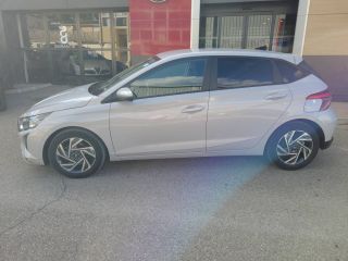 75010 : Hyundai Paris Nord - Goncourt Automobiles - HYUNDAI i20 Intuitive - i20 III - GRIS CLAIR - Automate sequentiel - Essence sans plomb