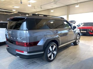 75010 : Hyundai Paris Nord - Goncourt Automobiles - HYUNDAI SANTA FE Creative - SANTA FE V - Gris - Boîte automatique - Essence / Courant électrique