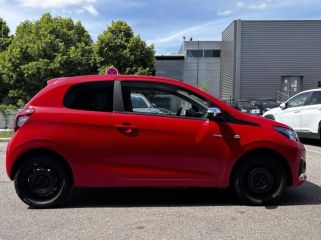 54520 : Hyundai Nancy - Théobald Automobiles - PEUGEOT 108 - 108 - Rouge Scarlet (O) - Traction - Essence