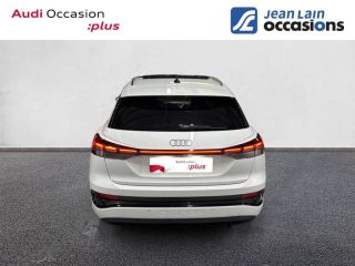 75010 : Hyundai Paris Nord - Goncourt Automobiles - AUDI Q4 E-TRON S line - Q4 E-TRON - BLANC GLACIER METALLISE - Automate à fonct. Continu - Courant électrique