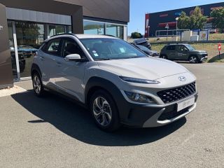 49070 : Hyundai Angers - Oceane Automobiles - HYUNDAI KONA HYBRID Intuitive - KONA - Gris - Automate sequentiel - Essence / Courant électrique