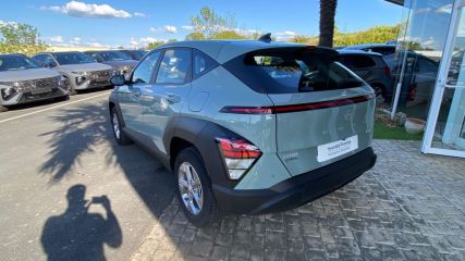 75010 : Hyundai Paris Nord - Goncourt Automobiles - HYUNDAI KONA Intuitive - KONA II - Vert - Automate sequentiel - Essence / Courant électrique