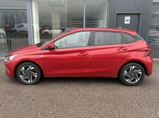 54520 : Hyundai Nancy - Théobald Automobiles - HYUNDAI i20 - i20 - Dragon Red Métal - Traction - Essence/Micro-Hybride