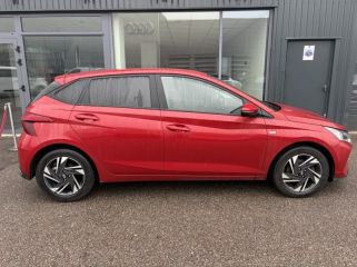 54520 : Hyundai Nancy - Théobald Automobiles - HYUNDAI i20 - i20 - Dragon Red Métal - Traction - Essence/Micro-Hybride