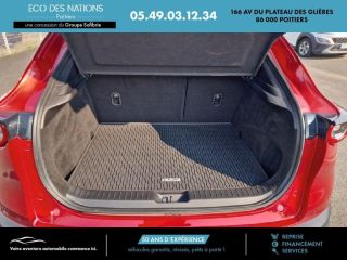 86000 : Hyundai Poitiers - Eco des Nations - MAZDA CX-30 - CX-30 - Rouge - Traction - Essence/Micro-Hybride