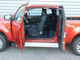 52000 : Hyundai Chaumont - Garage Michel Bazin - ISUZU D-Max - D-Max - Namibu Orange Mica - Transmission intégrale enclenc - Diesel